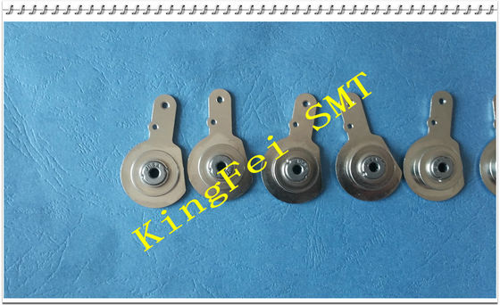 satın al E13037060A0 Sallamak Kol ASM SMT JUKI 8x2mm 8x4mm Besleyici Için Yedekleri Çevrimiçi üretim